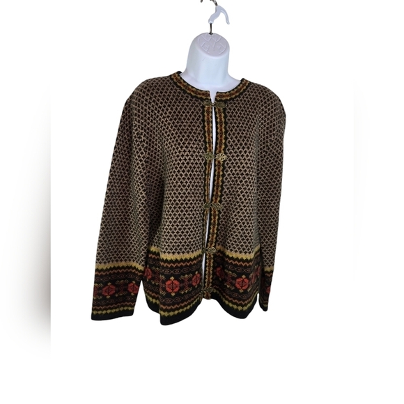 Skyr pure wool nordic fair isle metal closure clasp cardigan sweater - Picture 1 of 11